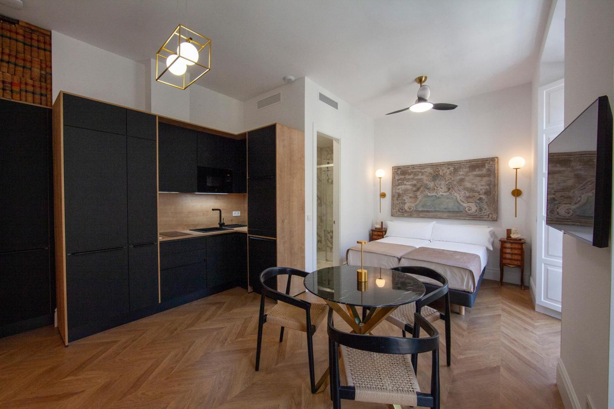 Pries Homes - Little Lotus Málaga Eksteriør billede